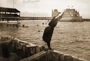Manhattan Beach, 1887